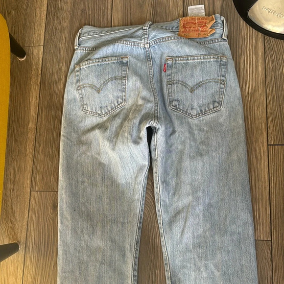 Levi’s 501 authentically worn in and perfectly faded jeans size 30 - Picture 5 of 16